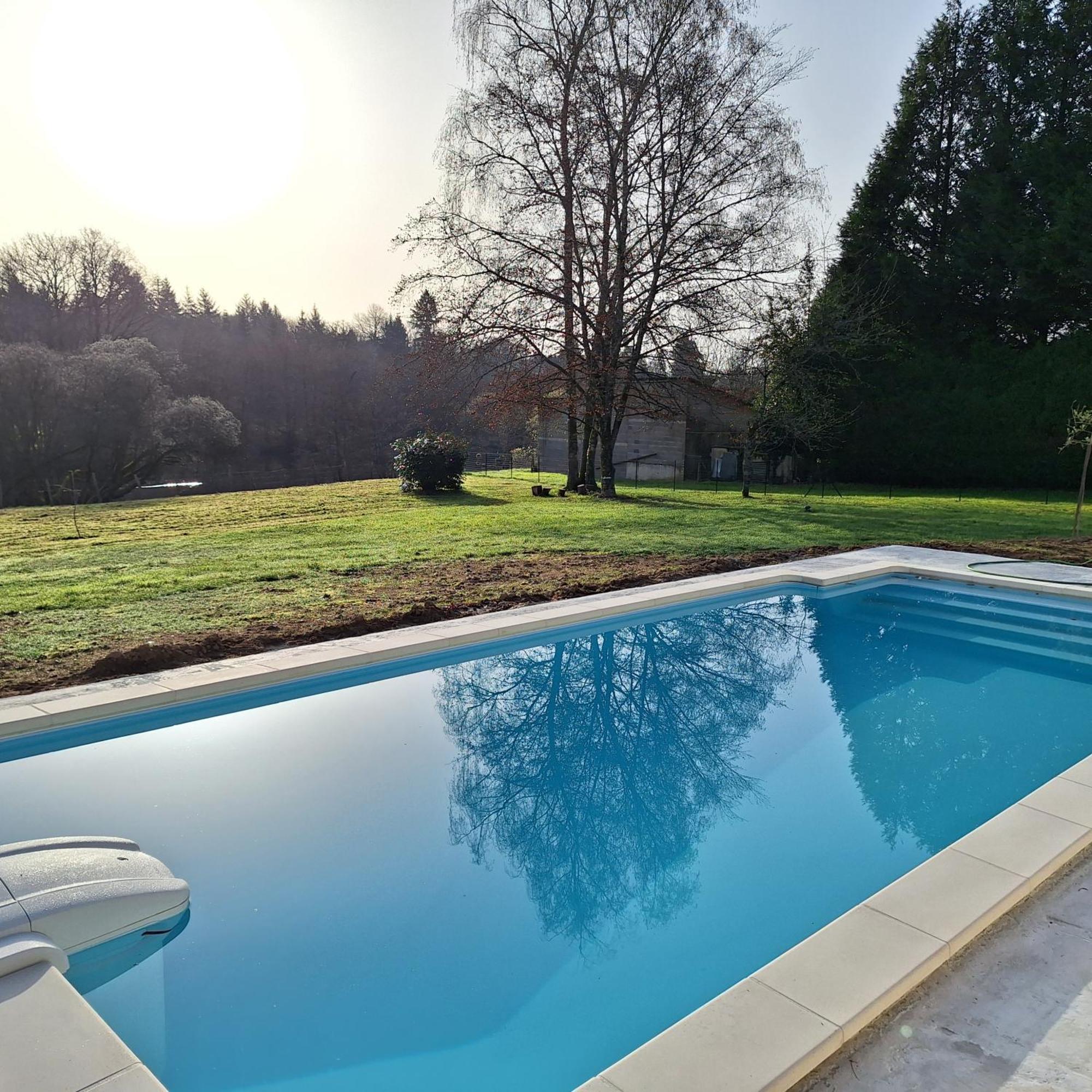 Villa Les Granges De Soulagnieux Et Sa Piscine Privee à Piégut-Pluviers Extérieur photo